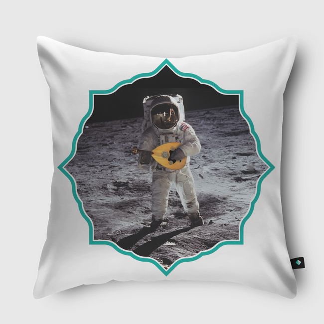 MUSIC EVERYWHERE - Throw Pillow
