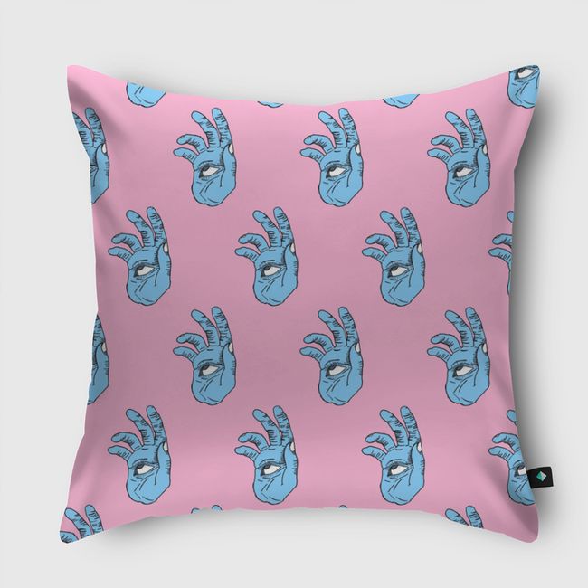 عين الحسود و وردي الورود - Throw Pillow
