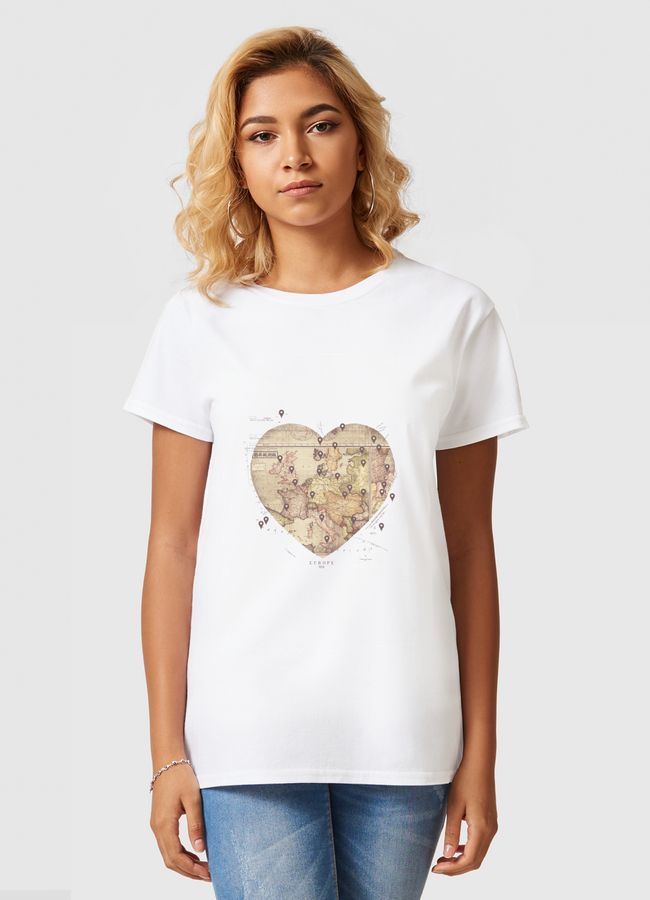 Love to Travel - Women Basic T-Shirt