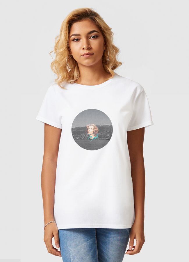 Fairouz - Women Basic T-Shirt