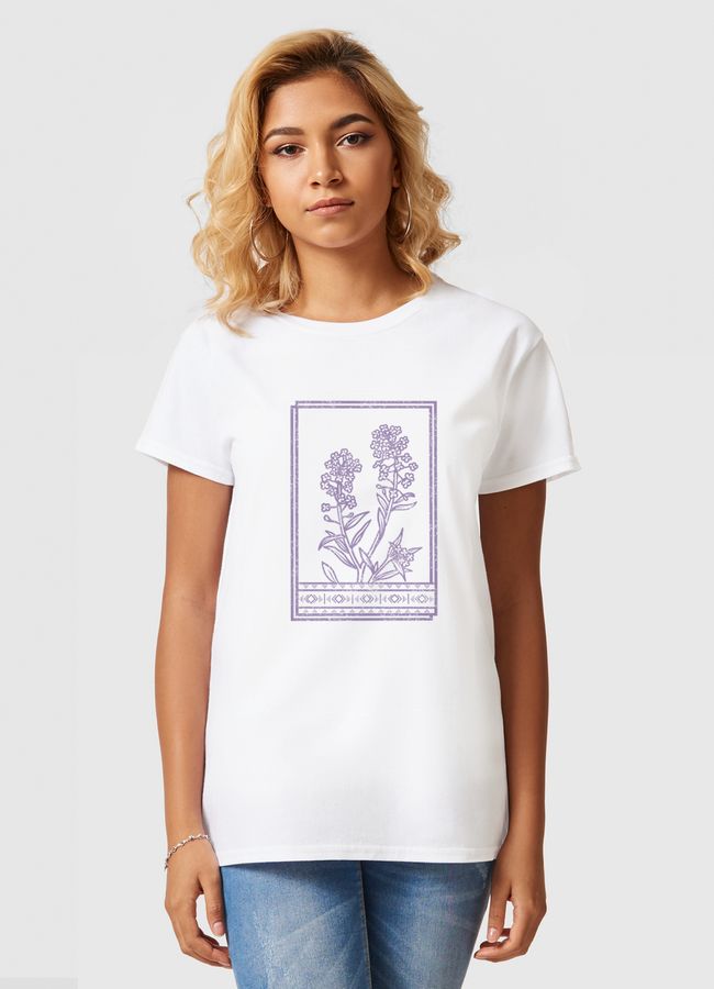 خــــــزامــــــى - Women Basic T-Shirt