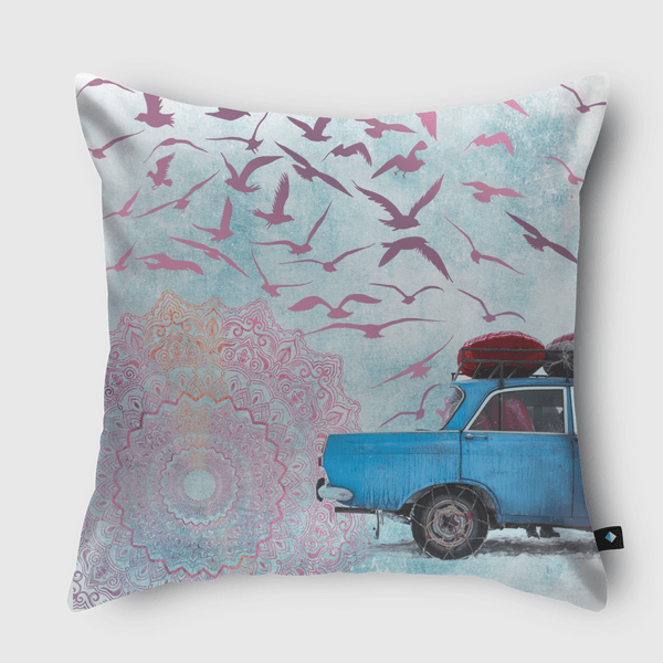 الحرية Throw Pillow