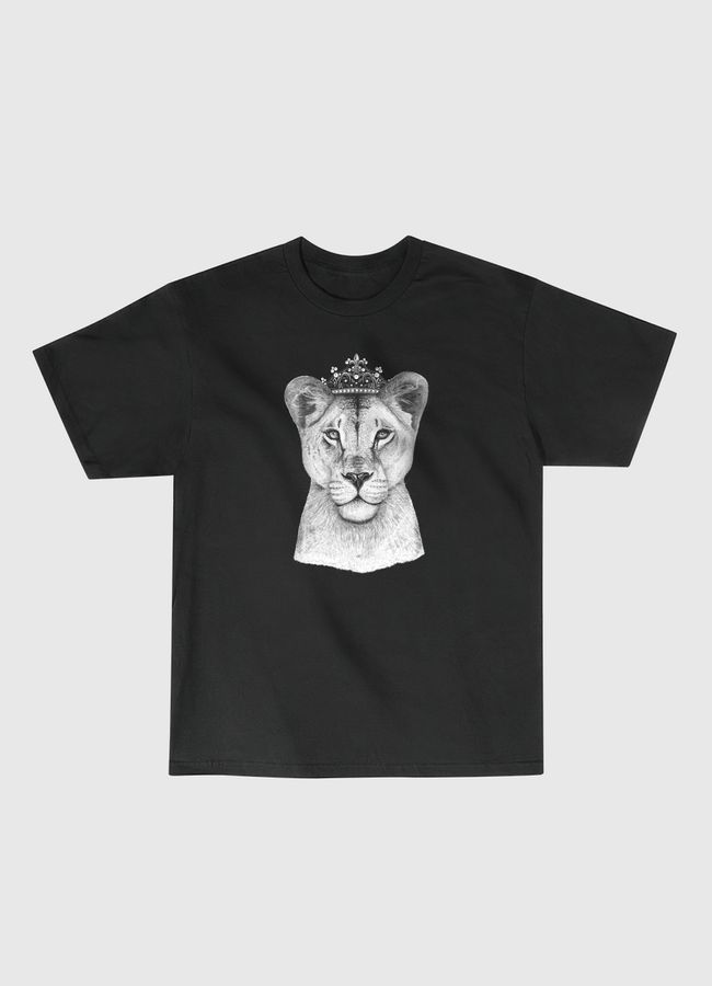 Queen lioness - Classic T-Shirt