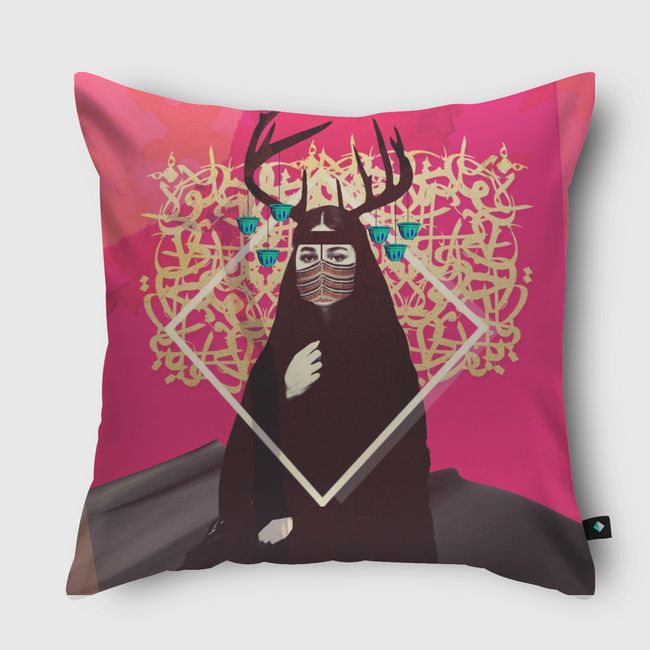 bint alarab - Throw Pillow