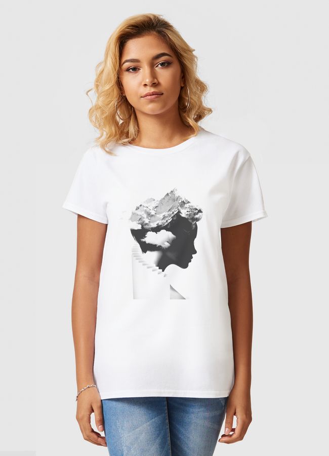 It's a cloudy day - Women Basic T-Shirt