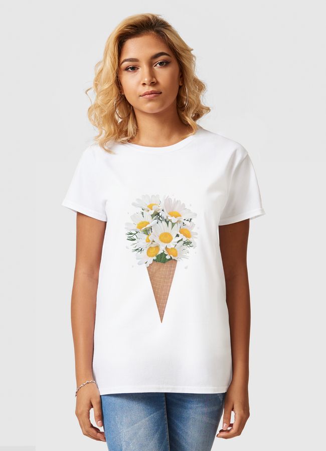 Ice cream with chamomile - Women Basic T-Shirt