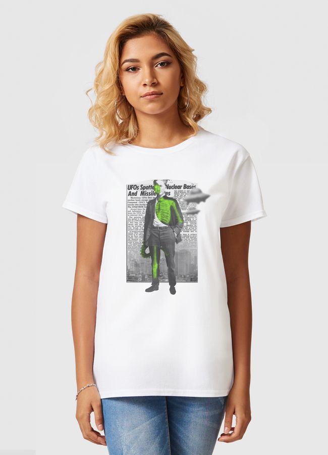 Space Invaders - Women Basic T-Shirt
