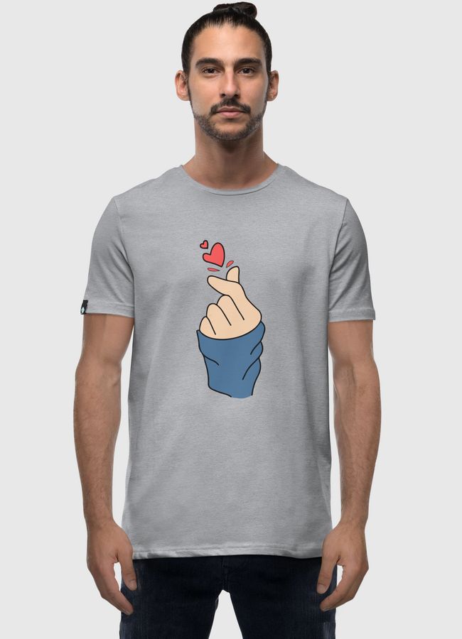 علامة الحب love sign  - Men Premium T-Shirt